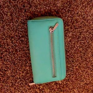Purses and wallets